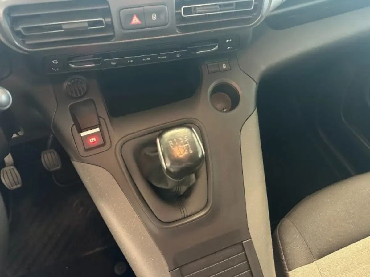 Citroen Berlingo usata a Cuneo (15)