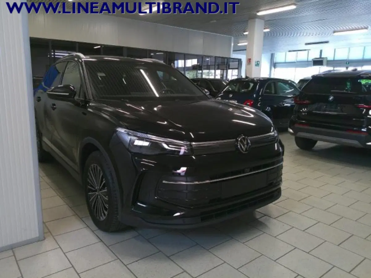 Volkswagen Tiguan usata a Piacenza (17)