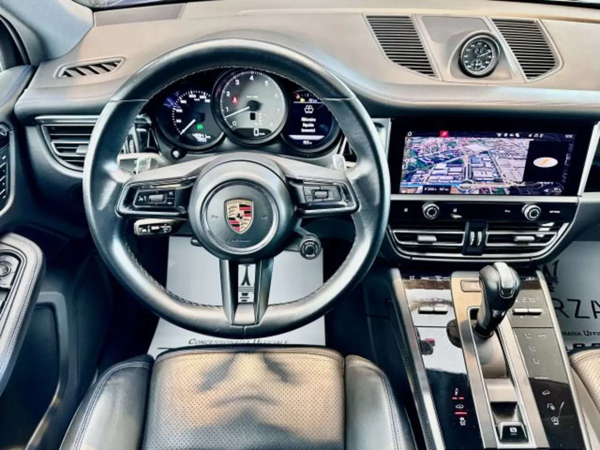 Porsche Macan usata a Torino (9)