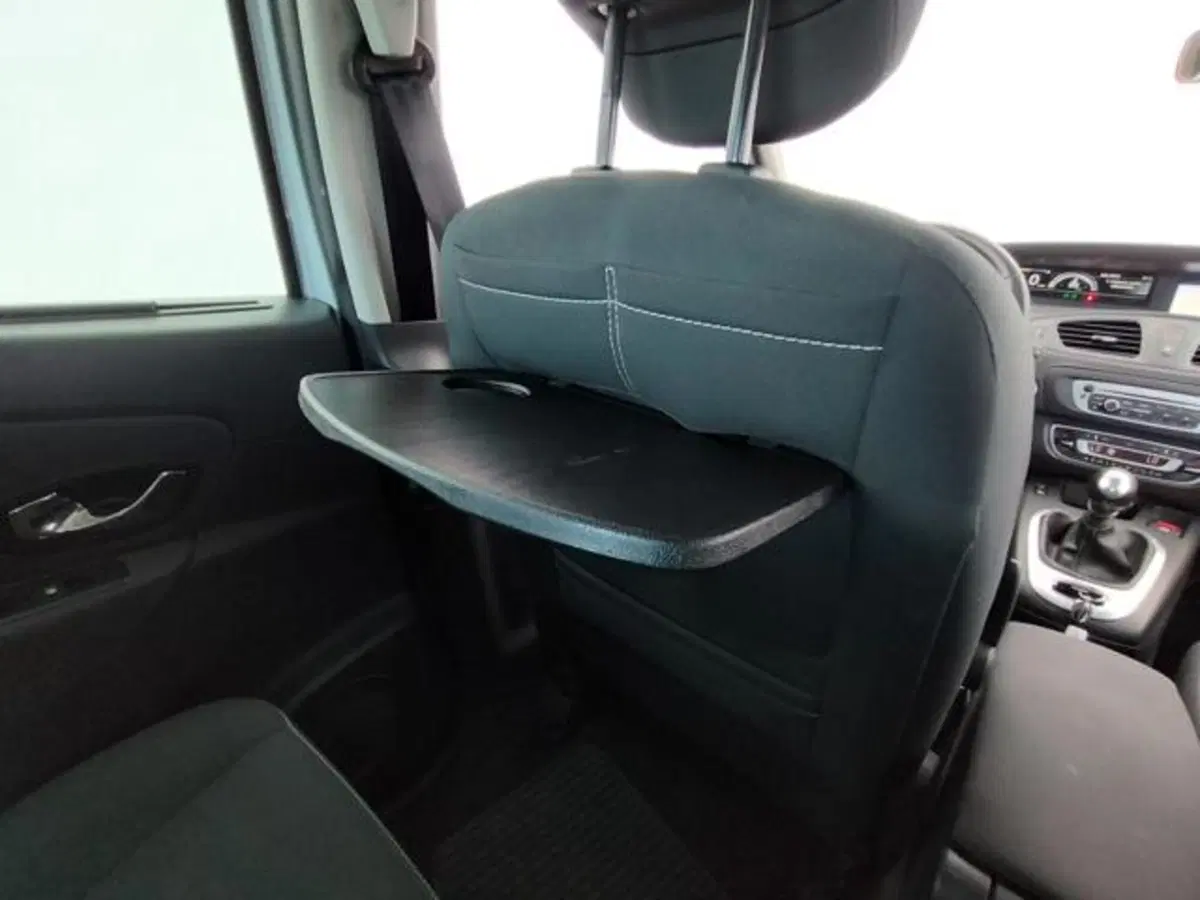 Renault Scenic E-Tech Electric usata a Como (14)