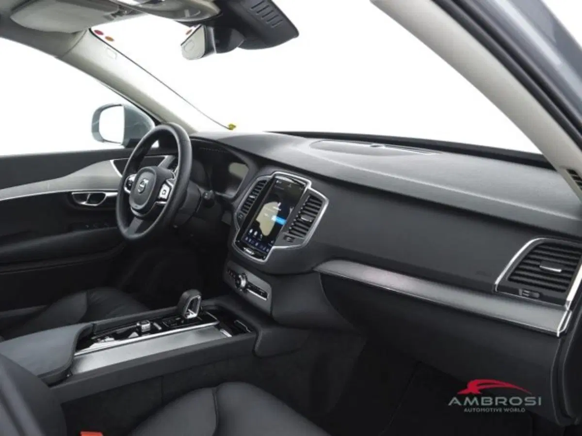 Volvo XC90 usata a Perugia (14)