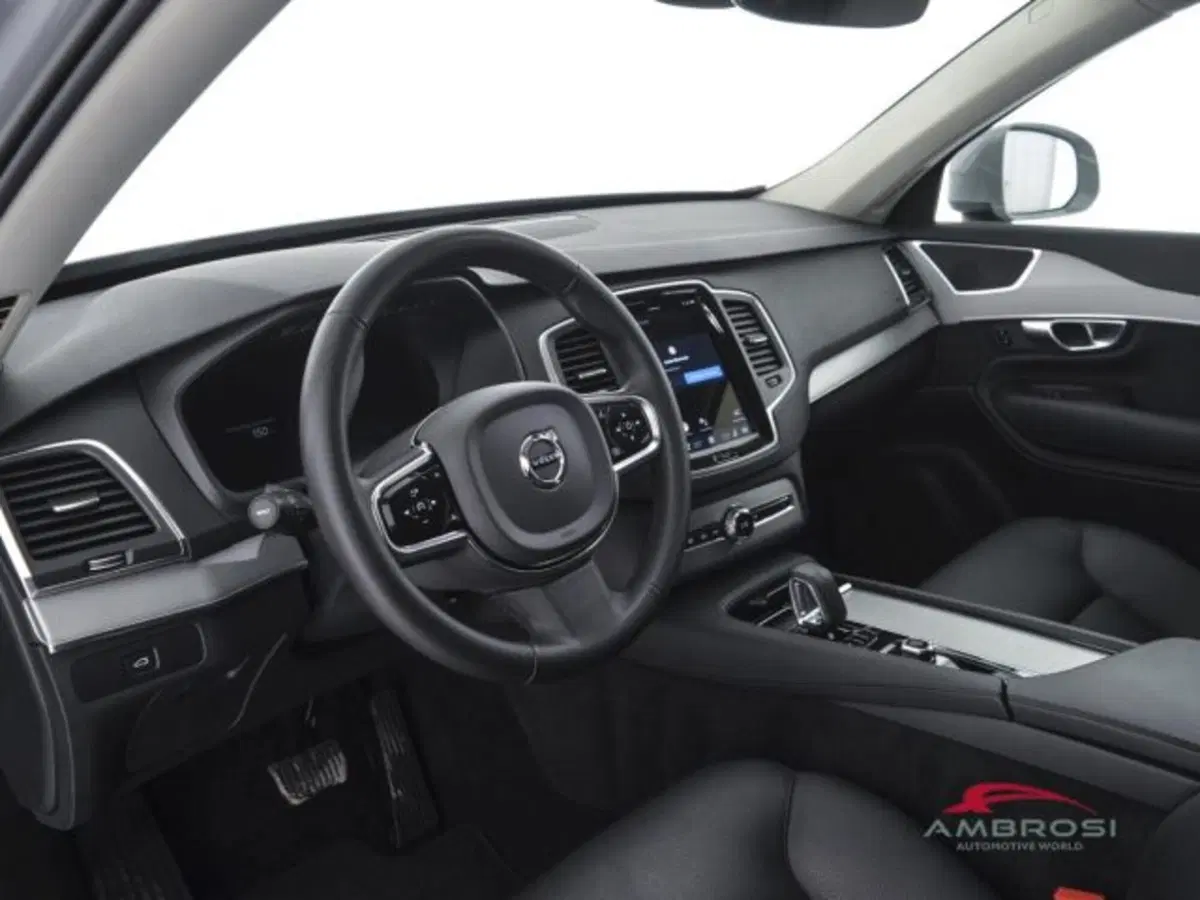 Volvo XC90 usata a Perugia (8)