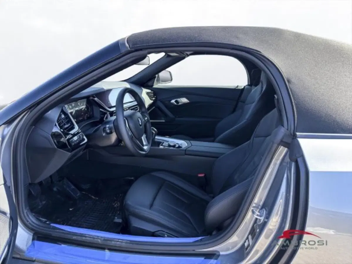 BMW Z4 Cabrio nuova a Perugia (10)