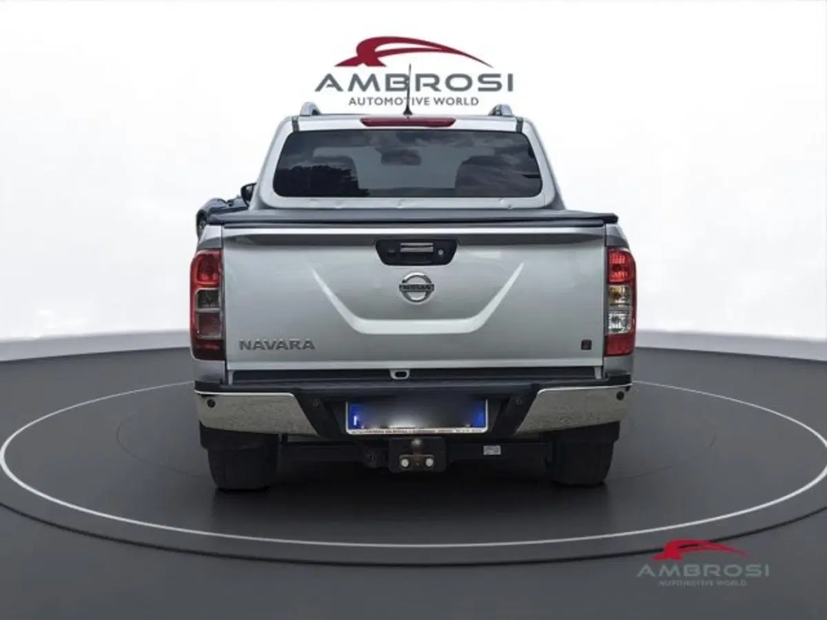 Nissan Navara usata a Perugia (8)