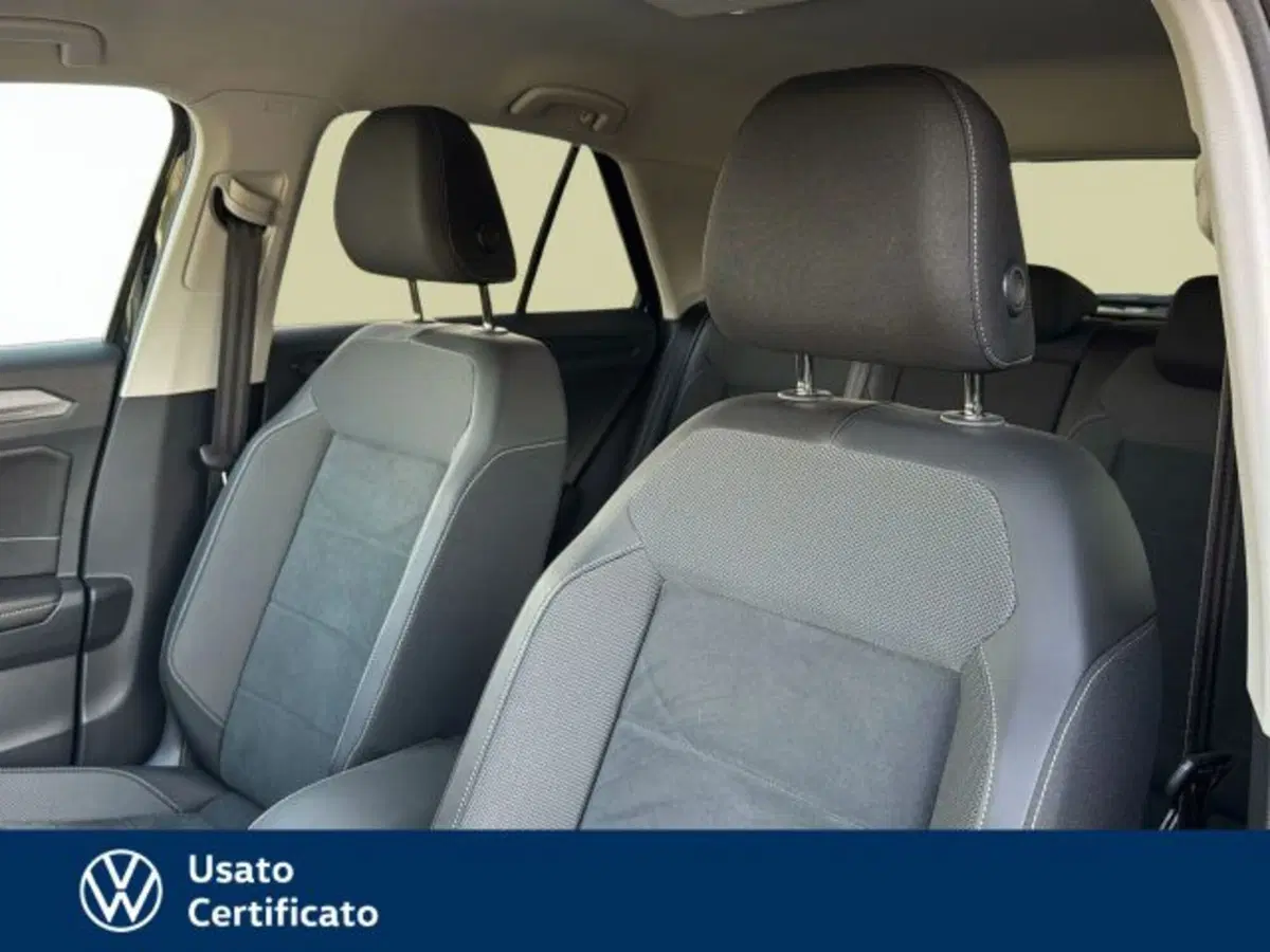 Volkswagen T-Roc usata a Vicenza (9)