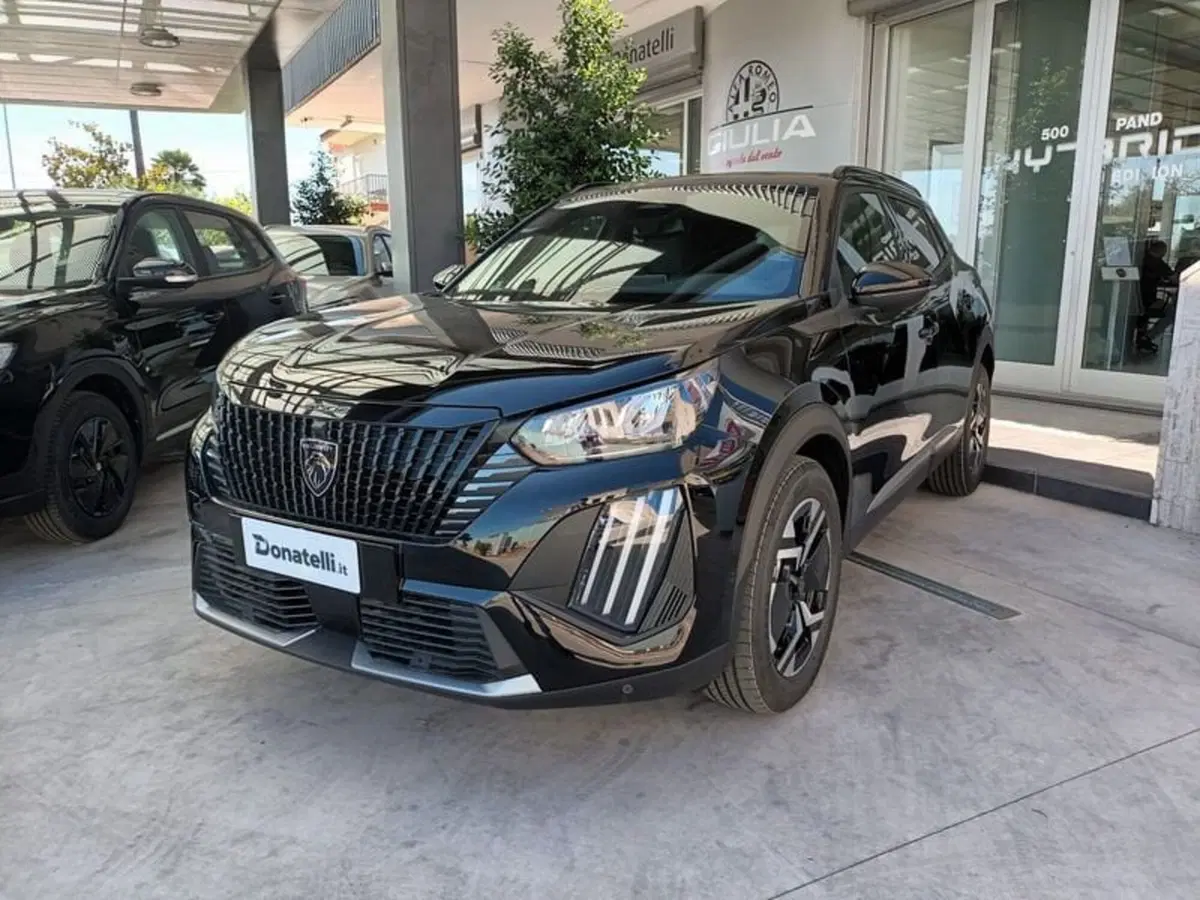 Peugeot 2008 nuova a Bari (6)