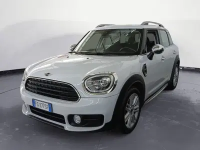 MINI Mini Countryman 2.0 Cooper D Essential Countryman del 2017 usata a Surbo