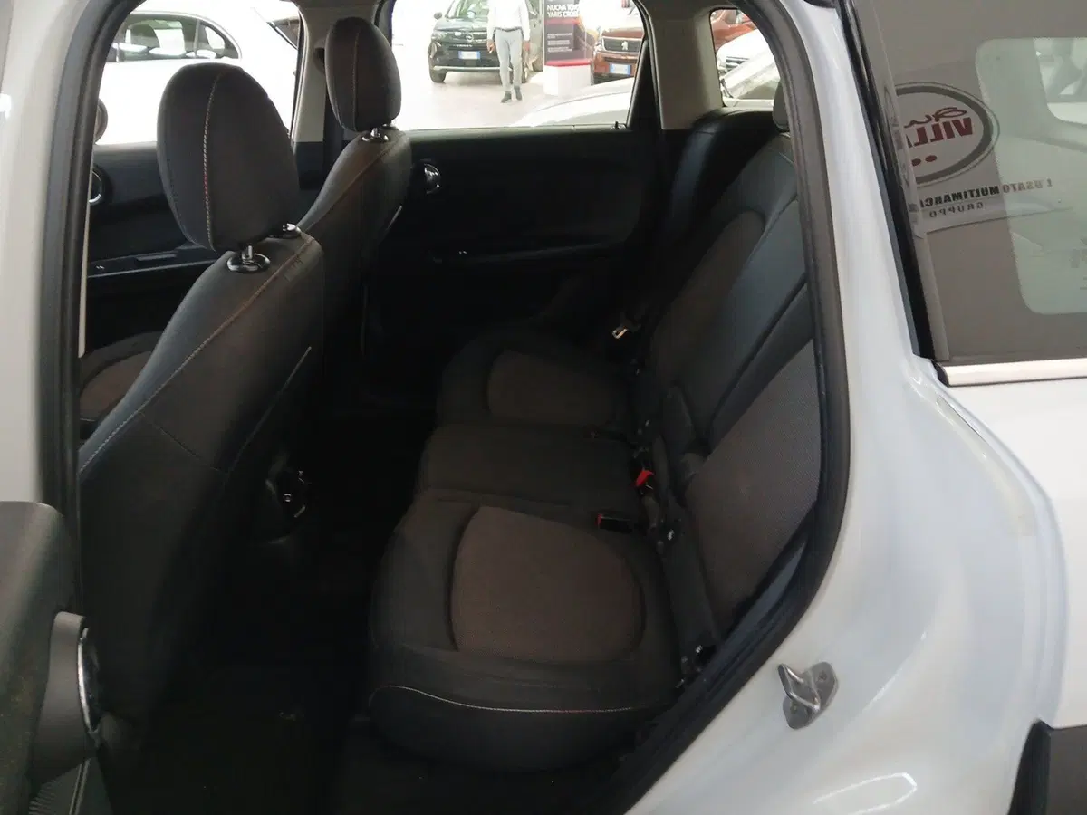 MINI Mini Countryman usata a Lecce (13)
