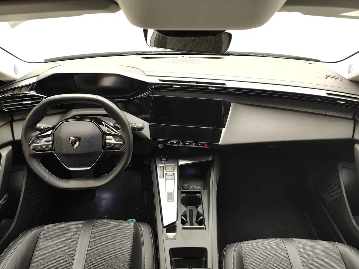 Peugeot 308 usata a Como (7)