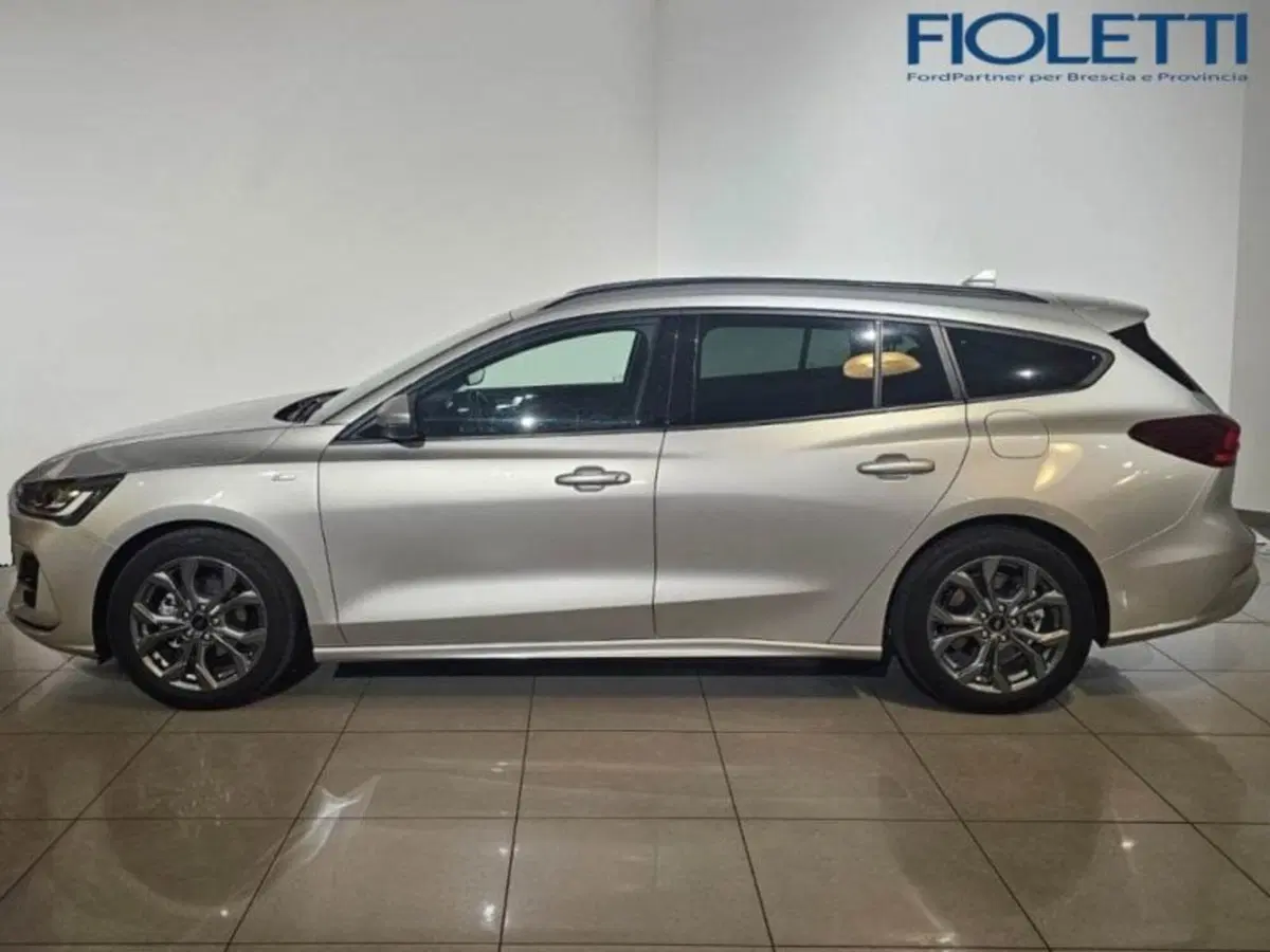 Ford Focus Station Wagon usata a Brescia (4)