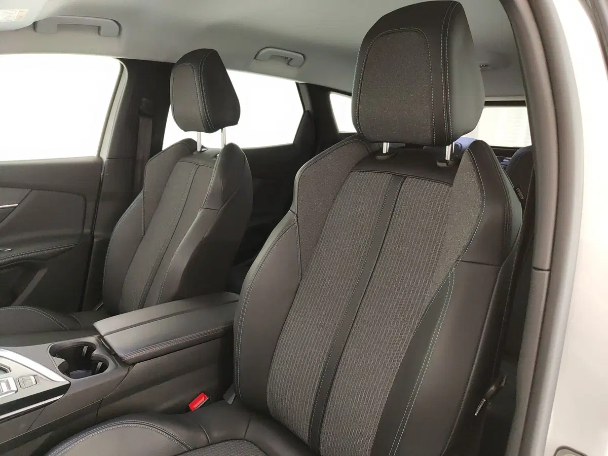 Peugeot 3008 usata a Caserta (17)