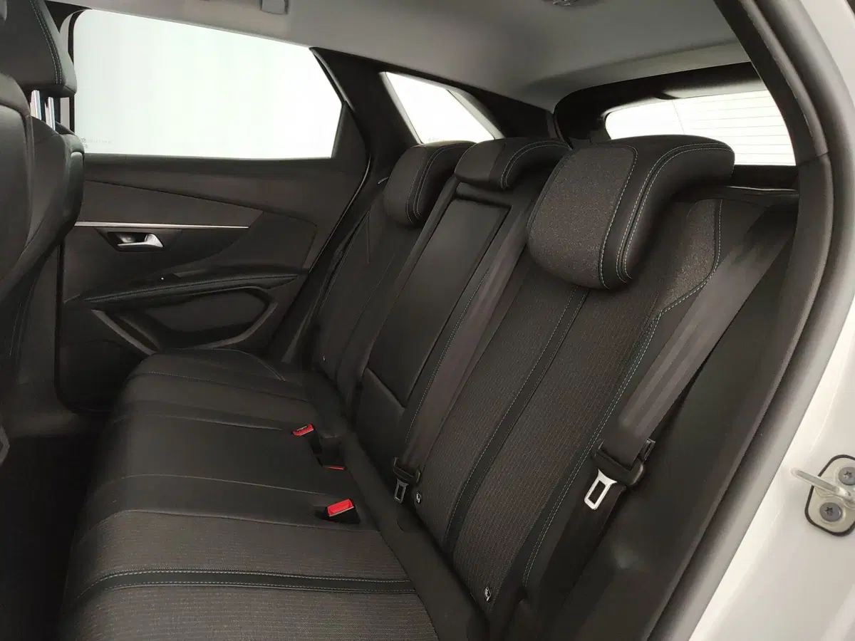 Peugeot 3008 usata a Caserta (19)