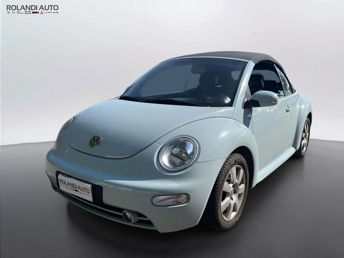 Volkswagen New Beetle Cabrio usata a Alessandria