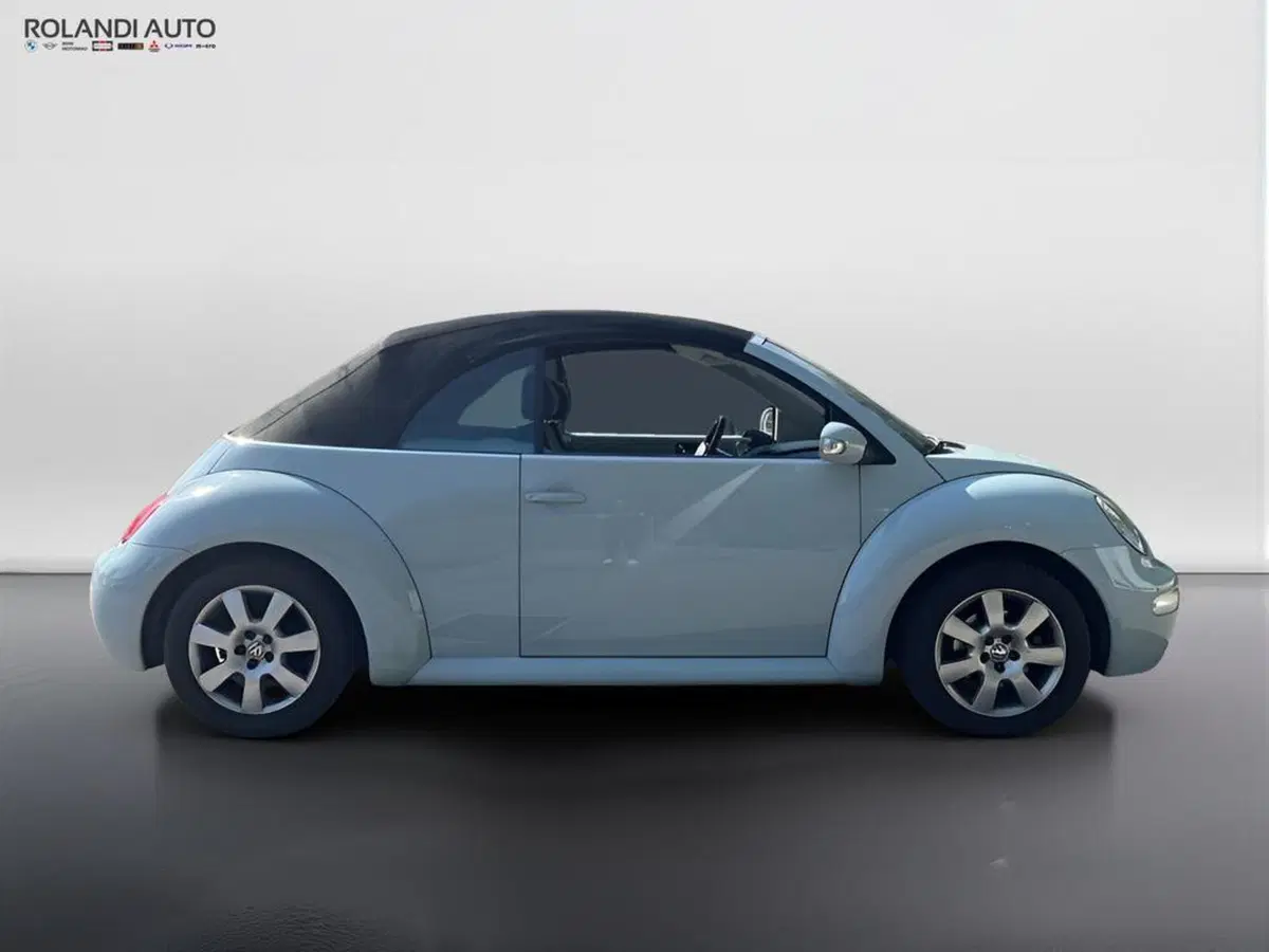 Volkswagen New Beetle Cabrio usata a Alessandria (3)