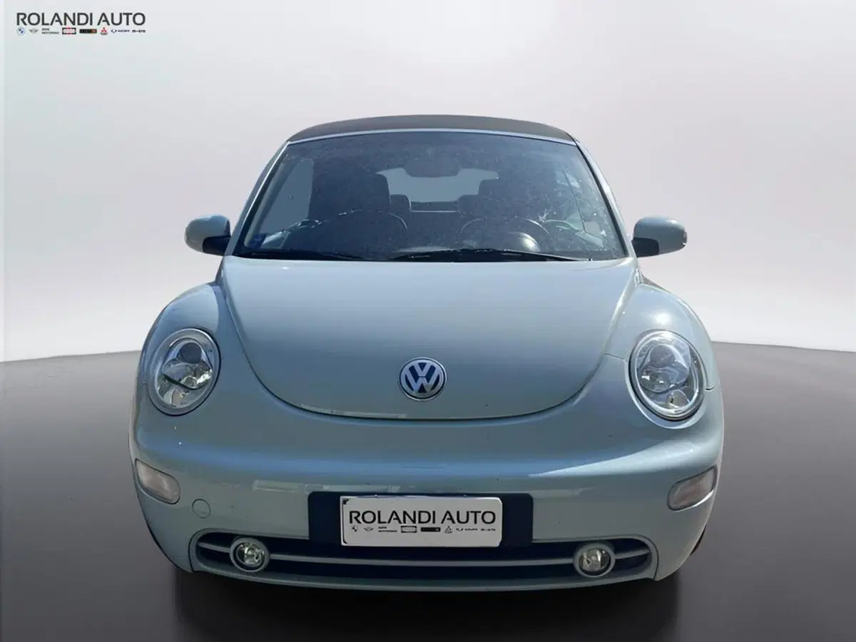 Volkswagen New Beetle Cabrio usata a Alessandria (7)