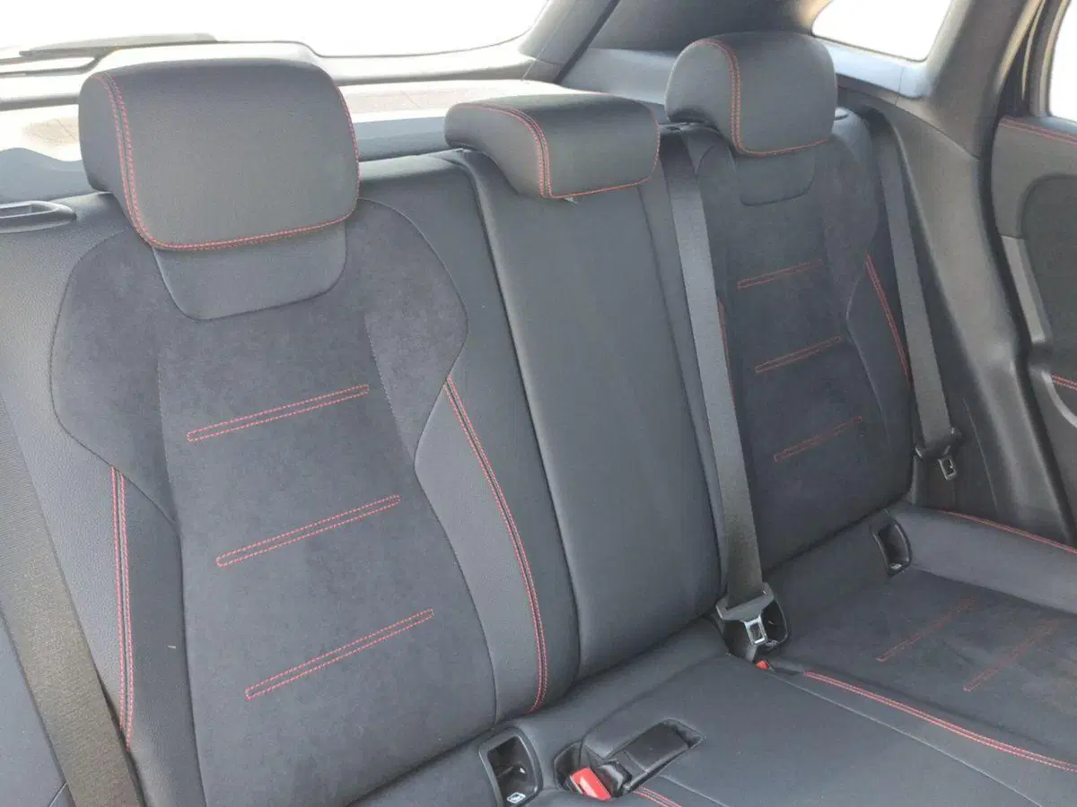 Mercedes-Benz GLA SUV usata a Bari (16)