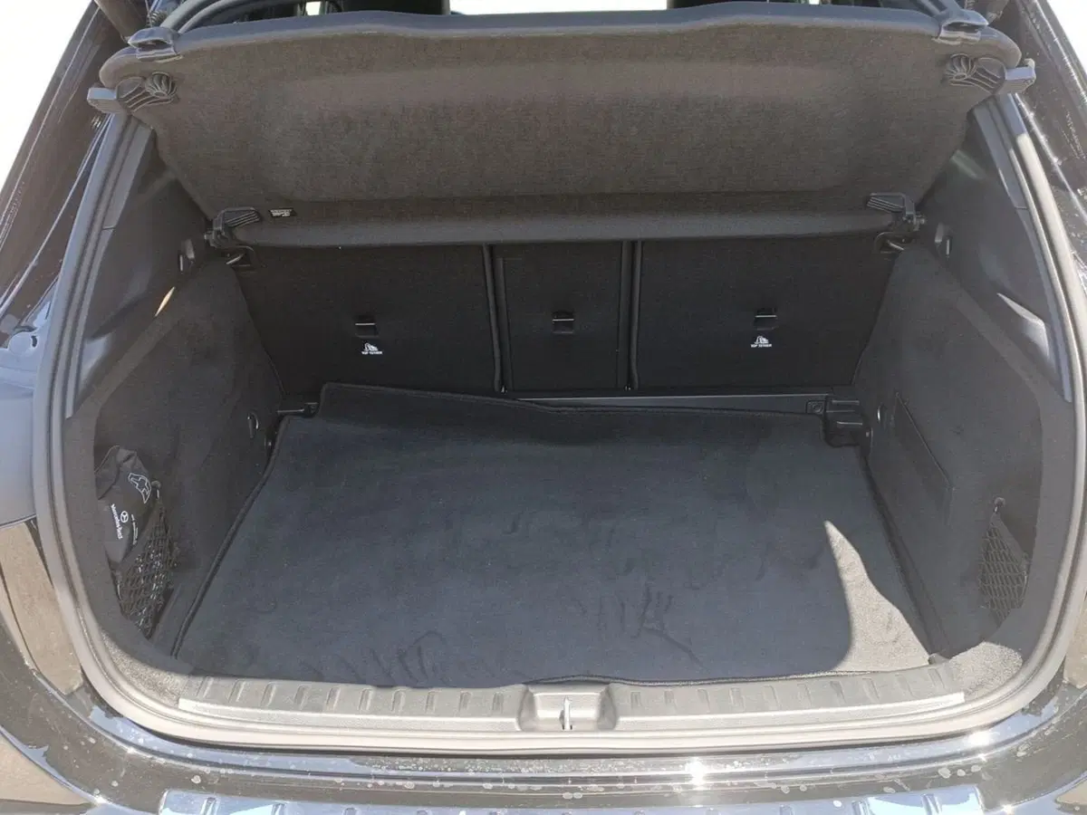 Mercedes-Benz GLA SUV usata a Bari (8)