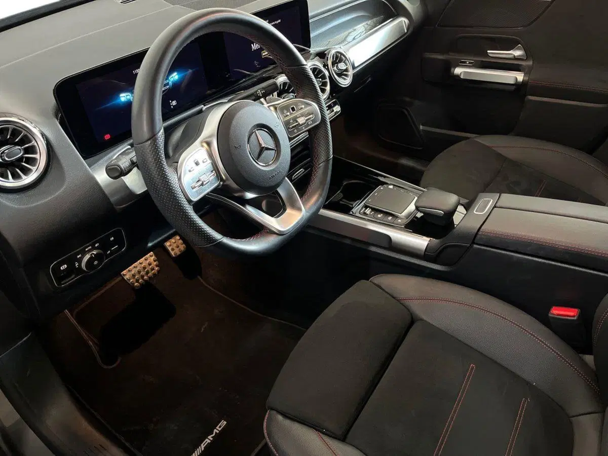 Mercedes-Benz GLB usata a Bari (10)