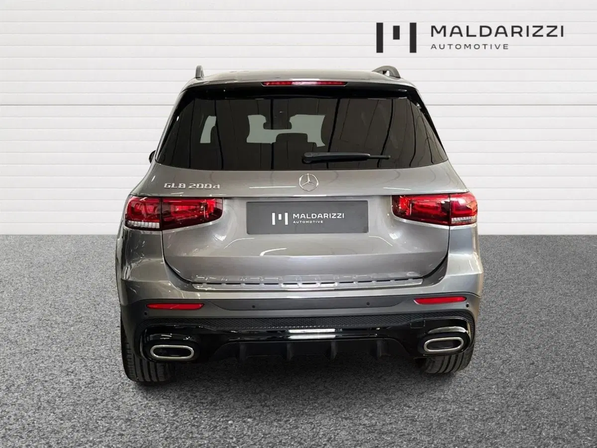 Mercedes-Benz GLB usata a Bari (3)