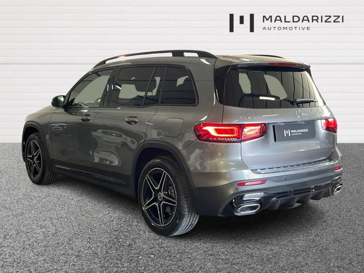 Mercedes-Benz GLB usata a Bari (4)