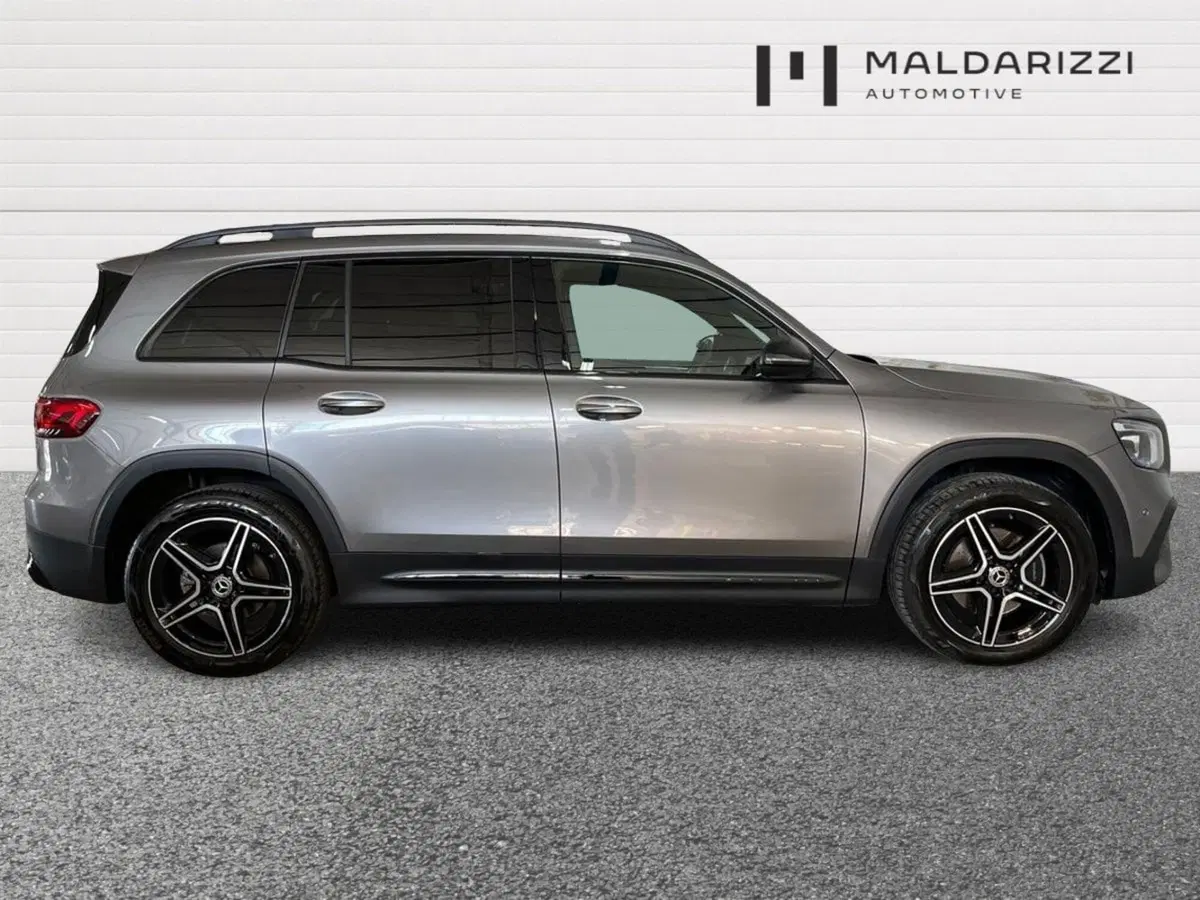 Mercedes-Benz GLB usata a Bari (5)