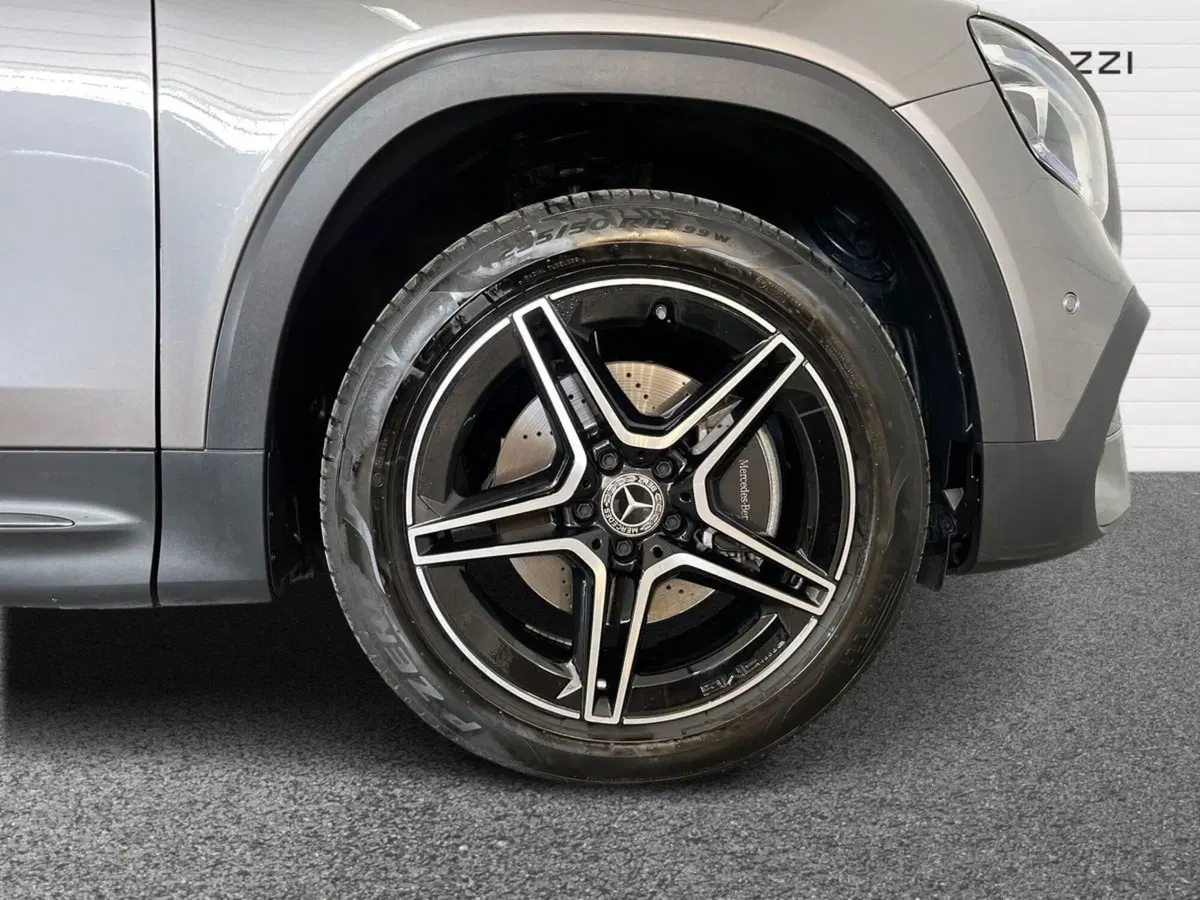 Mercedes-Benz GLB usata a Bari (6)