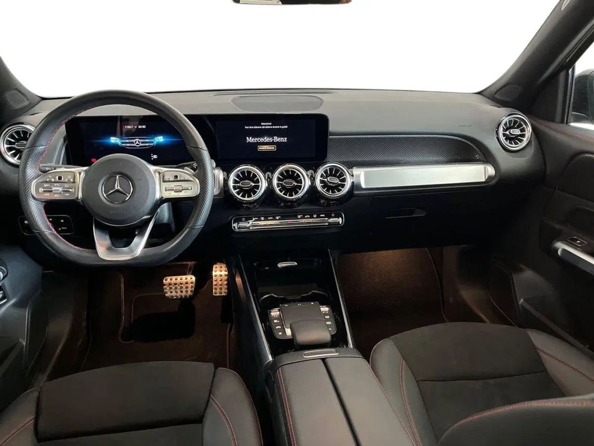 Mercedes-Benz GLB usata a Bari (8)