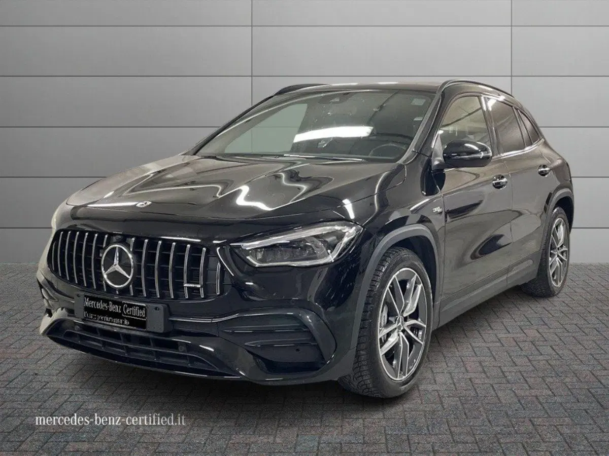 Mercedes-Benz GLA SUV usata a Macerata