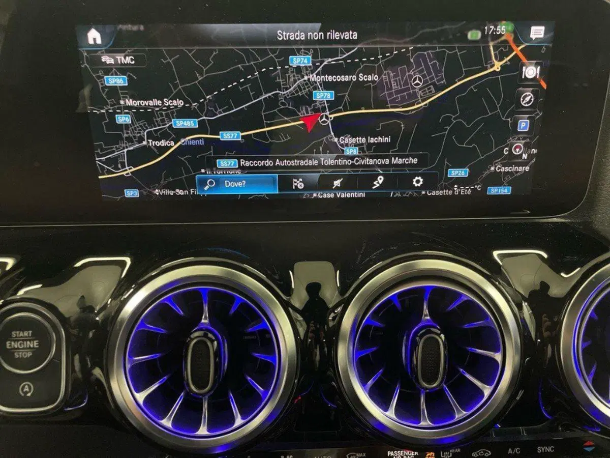 Mercedes-Benz GLA SUV usata a Macerata (15)