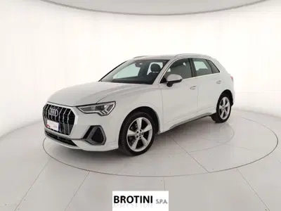 Audi Q3 Sportback 35 TDI quattro S tronic S line edition del 2018 usata a Massa