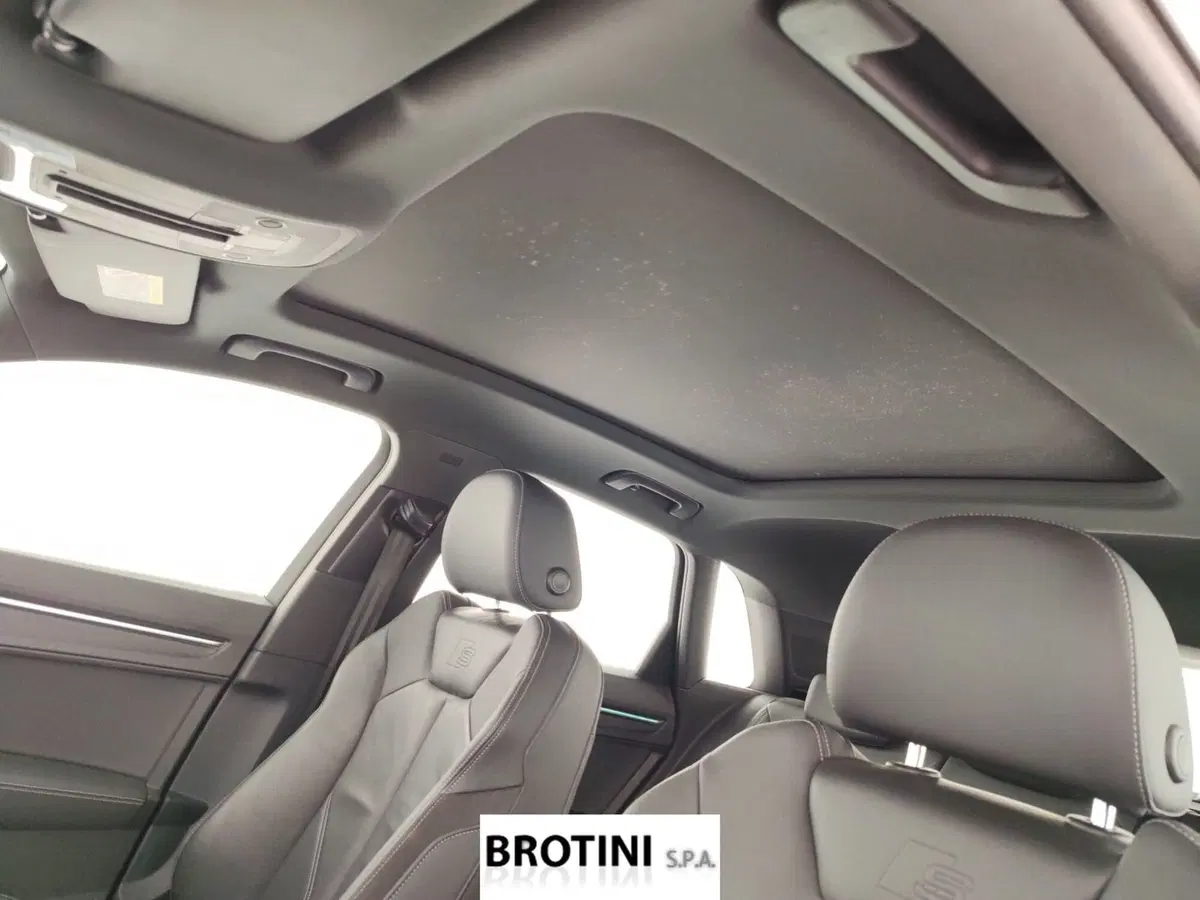 Audi Q3 Sportback usata a Massa-Carrara (11)