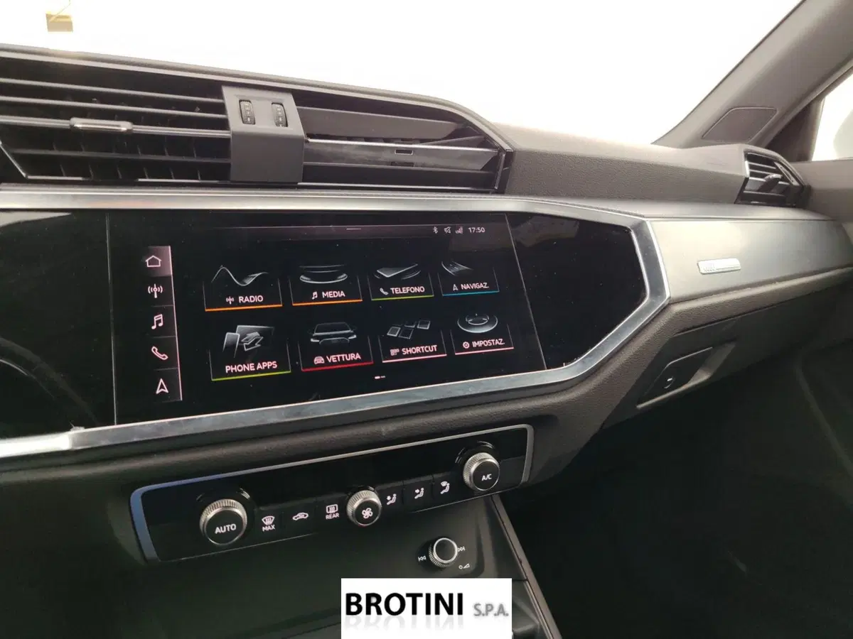 Audi Q3 Sportback usata a Massa-Carrara (14)