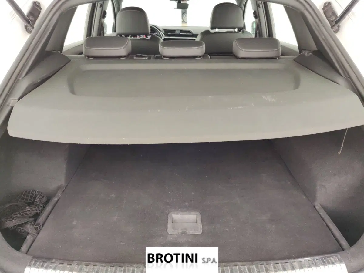 Audi Q3 Sportback usata a Massa-Carrara (18)