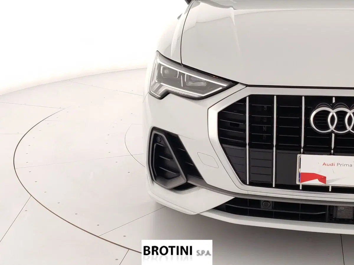 Audi Q3 Sportback usata a Massa-Carrara (5)
