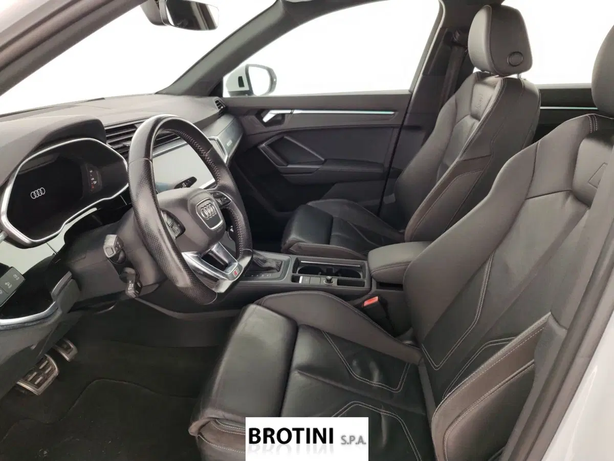 Audi Q3 Sportback usata a Massa-Carrara (7)