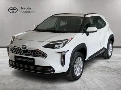 Toyota Yaris Cross 1.5 Hybrid 5p. E-CVT Active del 2023 usata a Perugia