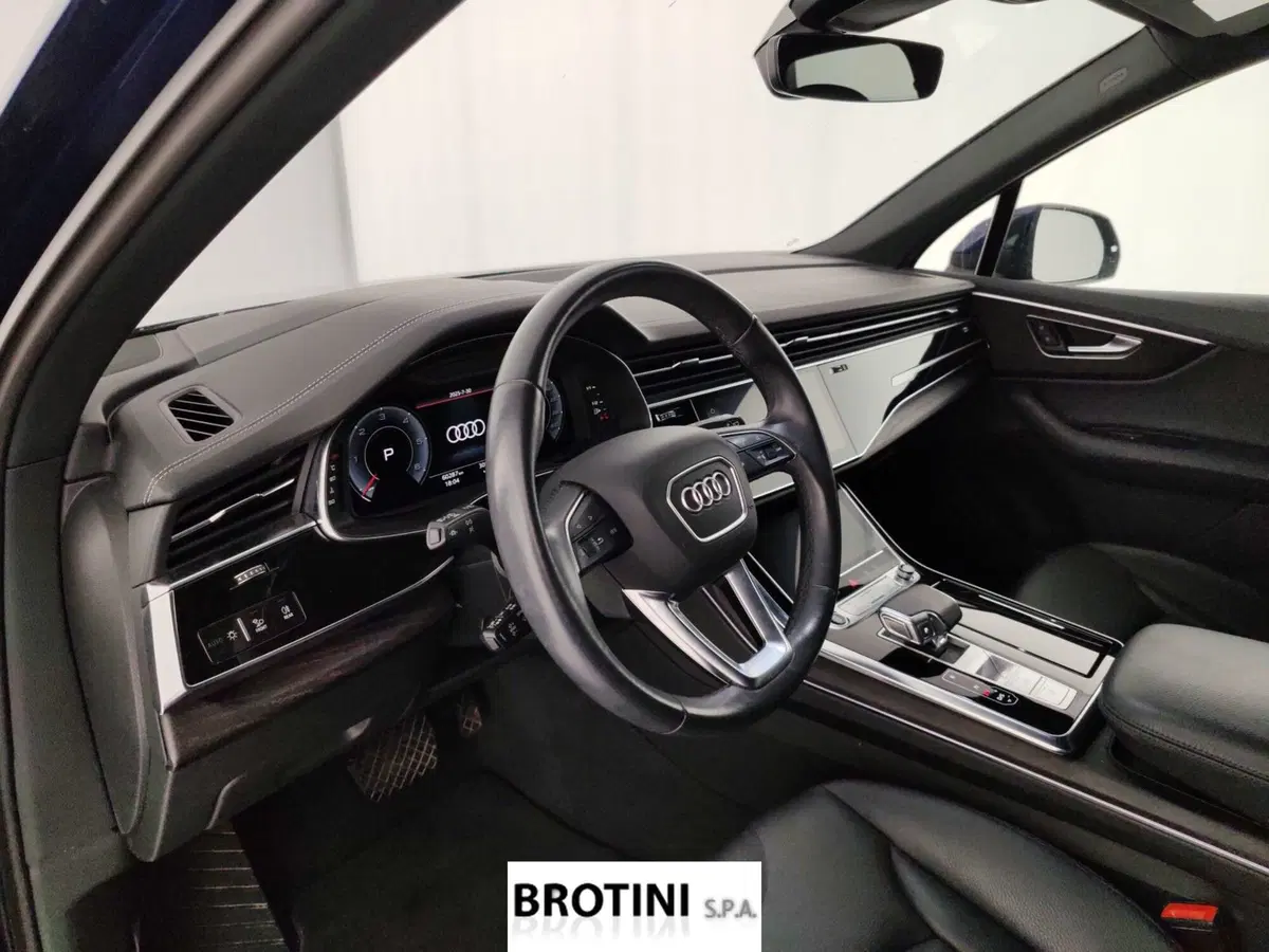 Audi Q7 usata a Massa-Carrara (7)