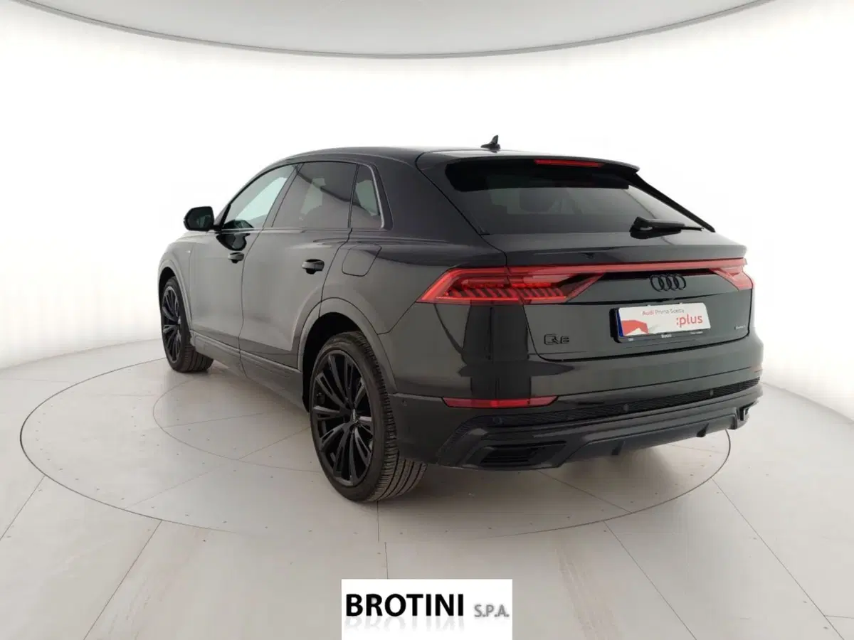 Audi Q8 usata a Massa-Carrara (2)
