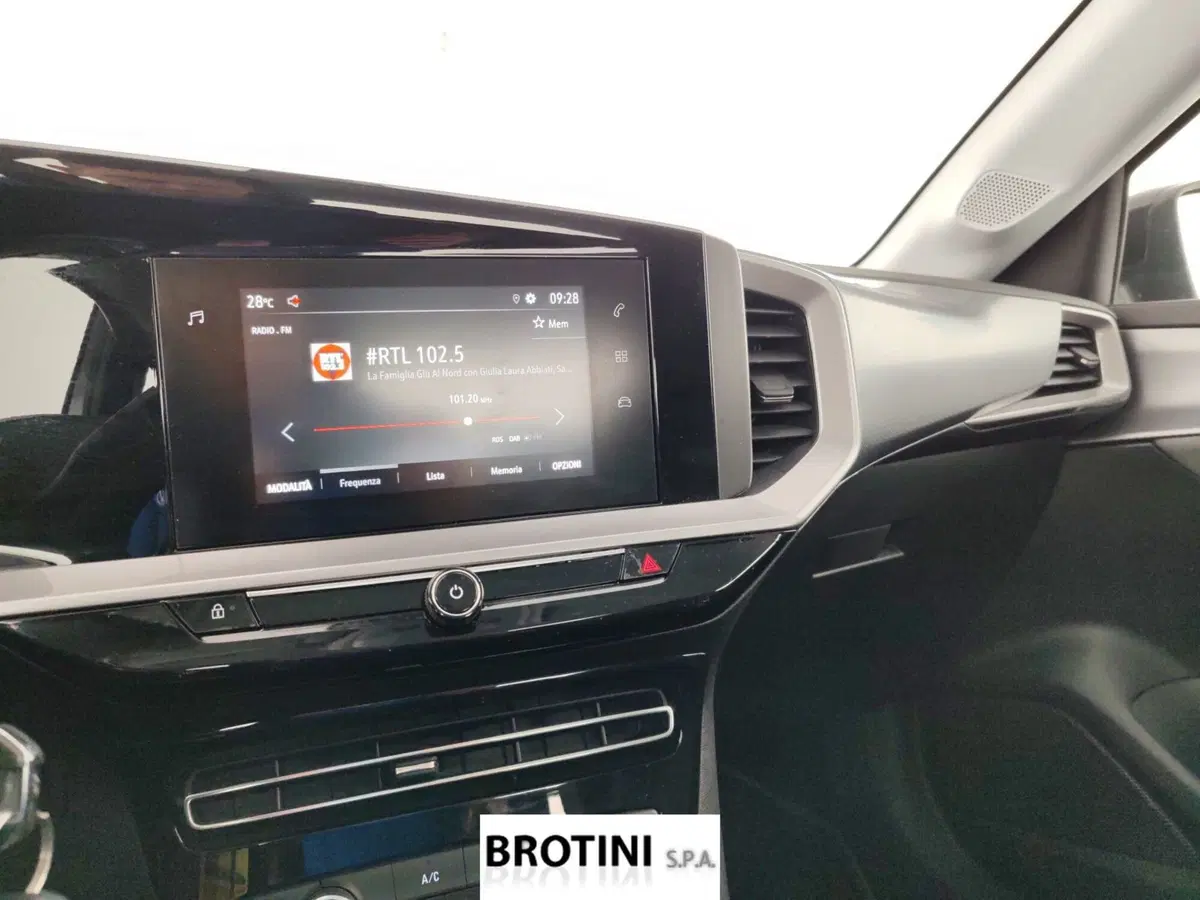 Opel Mokka usata a Massa-Carrara (12)