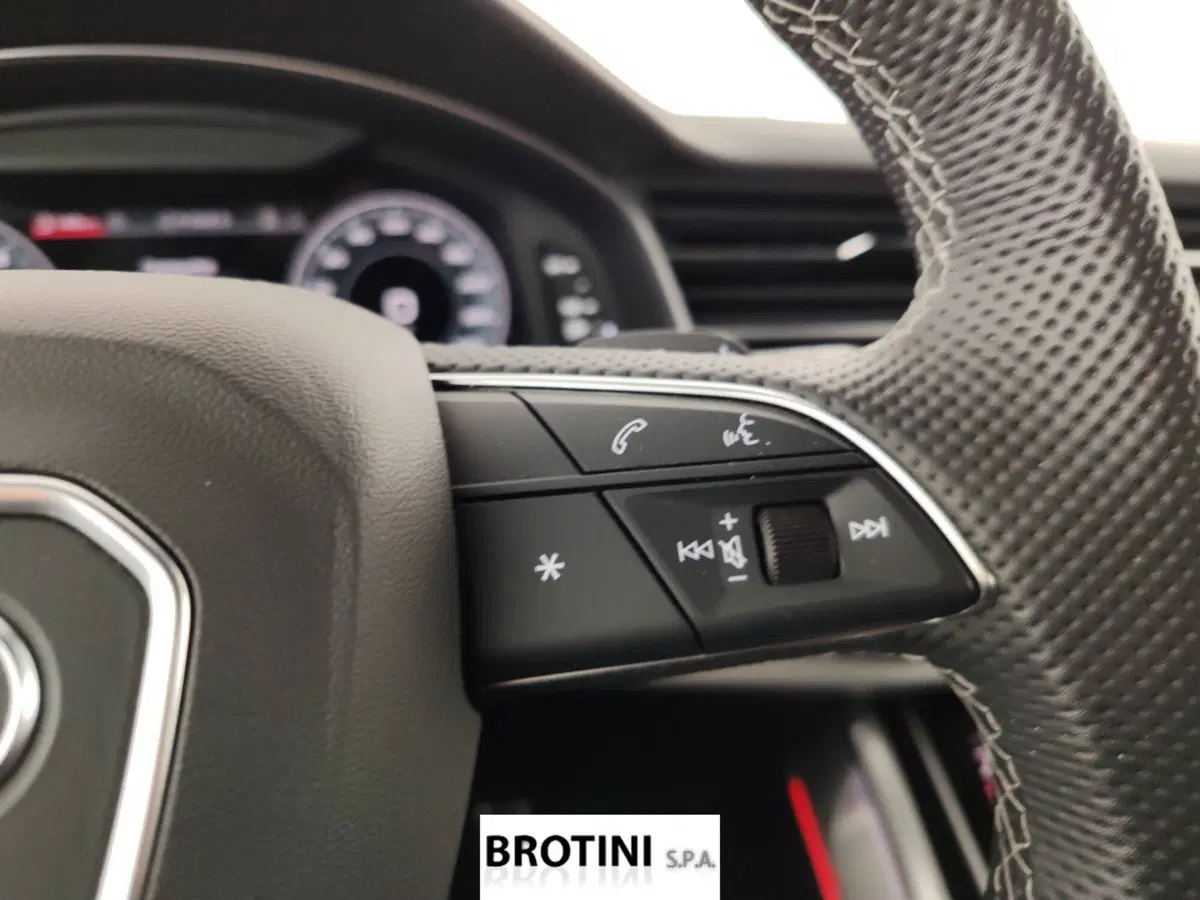 Audi Q8 Sportback usata a Massa-Carrara (14)