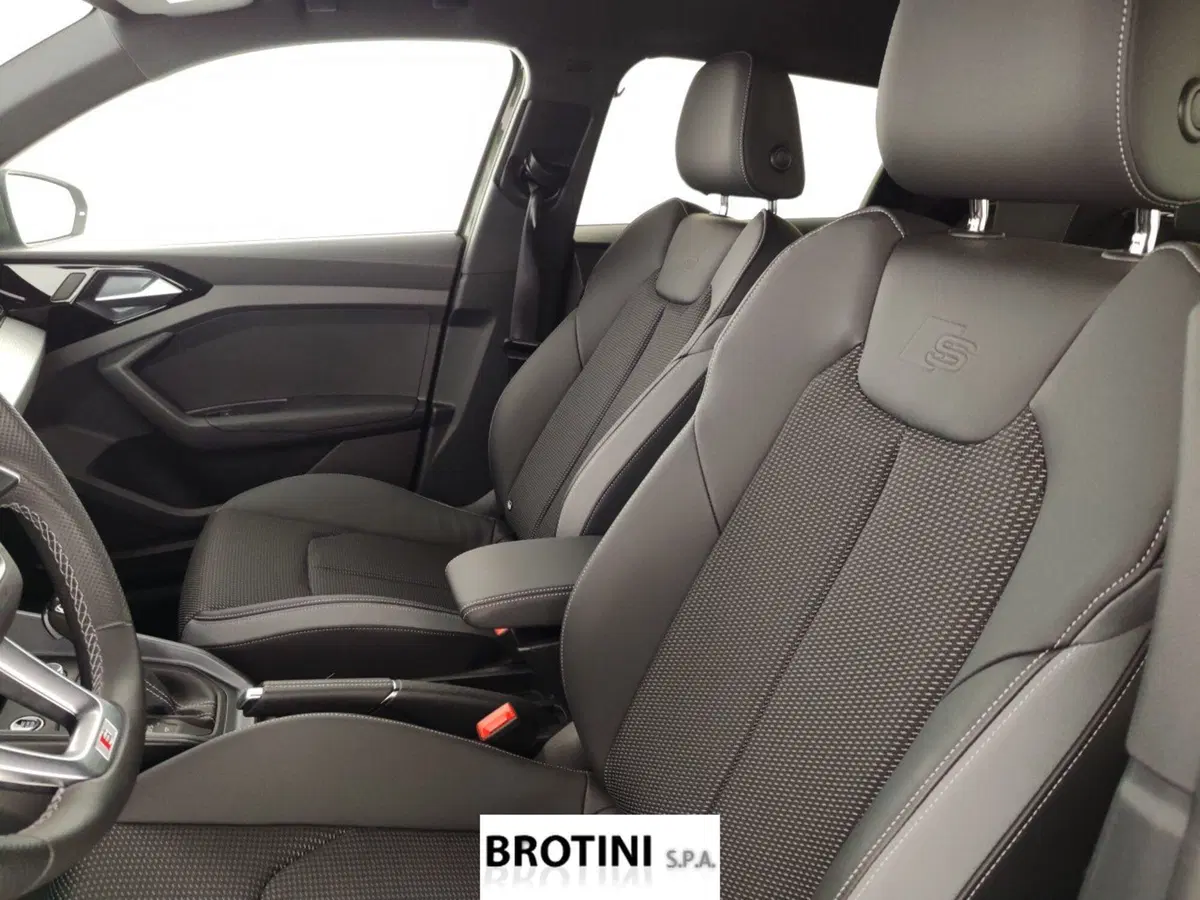 Audi A1 Sportback usata a Massa-Carrara (9)