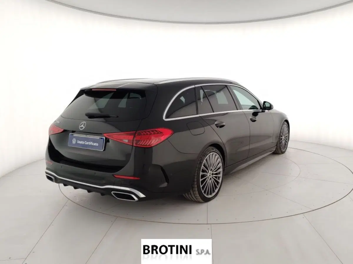 Mercedes-Benz Classe C Station Wagon usata a Massa-Carrara (3)
