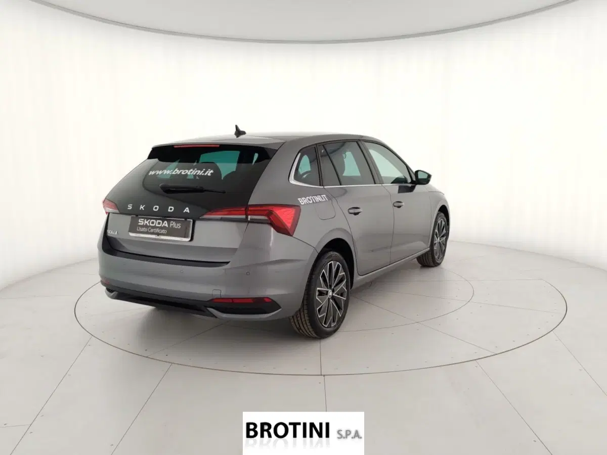 Skoda Scala nuova a Massa-Carrara (3)