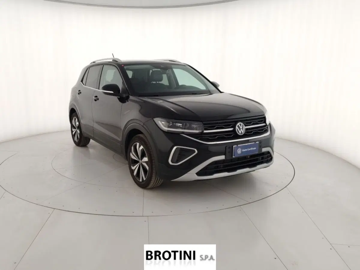 Volkswagen T-Cross usata a Massa-Carrara (4)