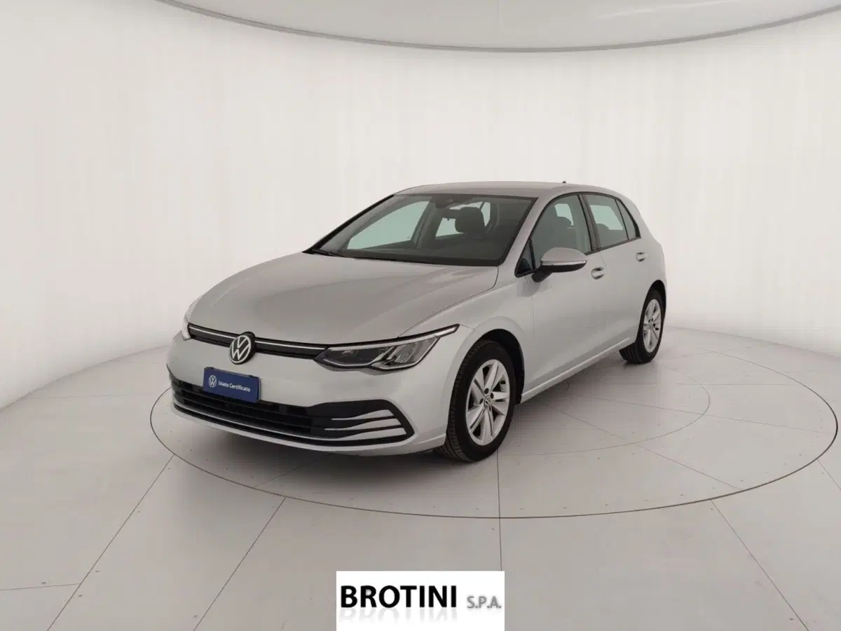 Volkswagen Golf usata a Massa-Carrara