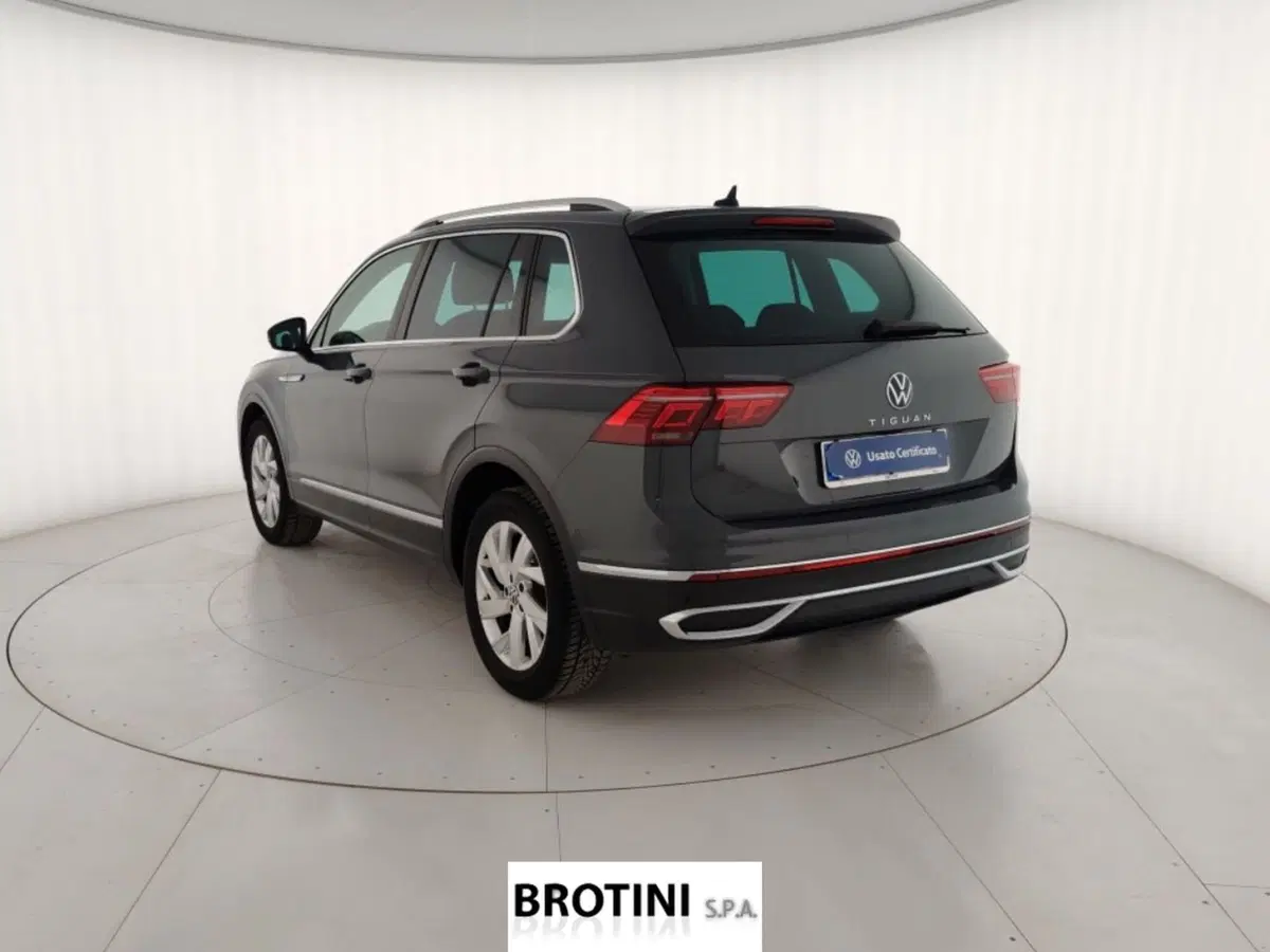 Volkswagen Tiguan usata a Massa-Carrara (2)