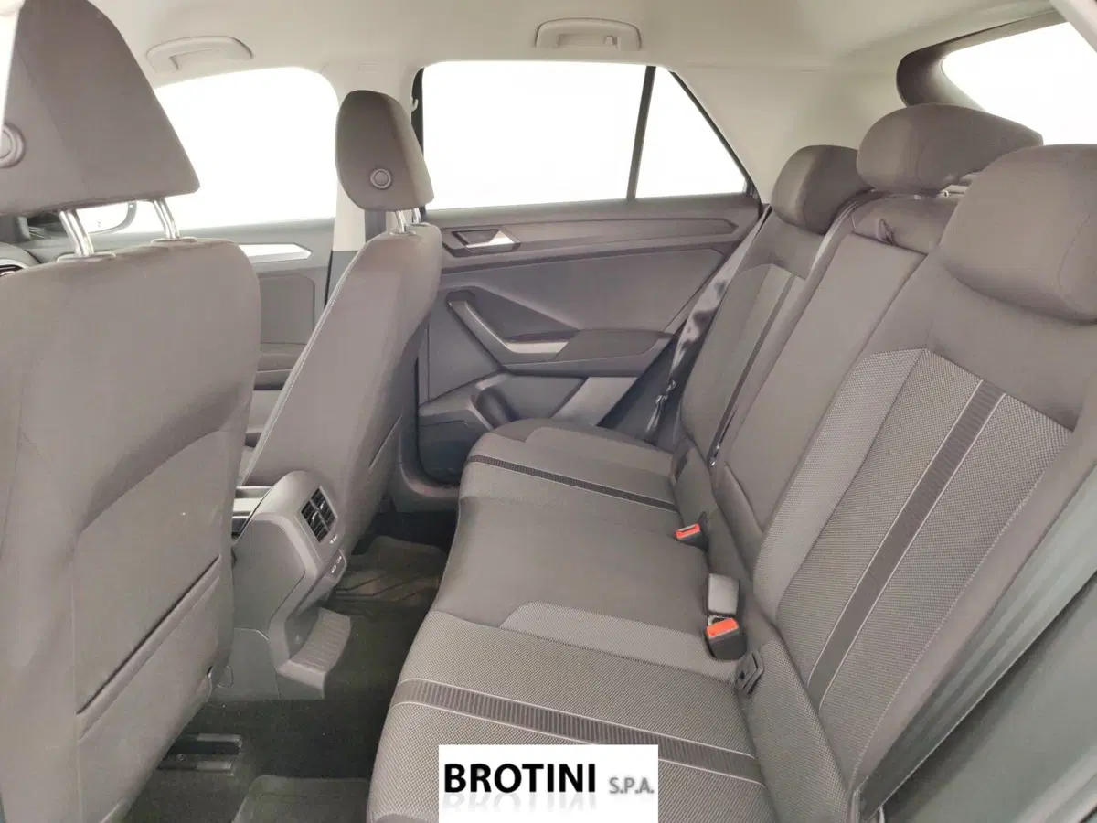 Volkswagen T-Roc usata a Massa-Carrara (10)