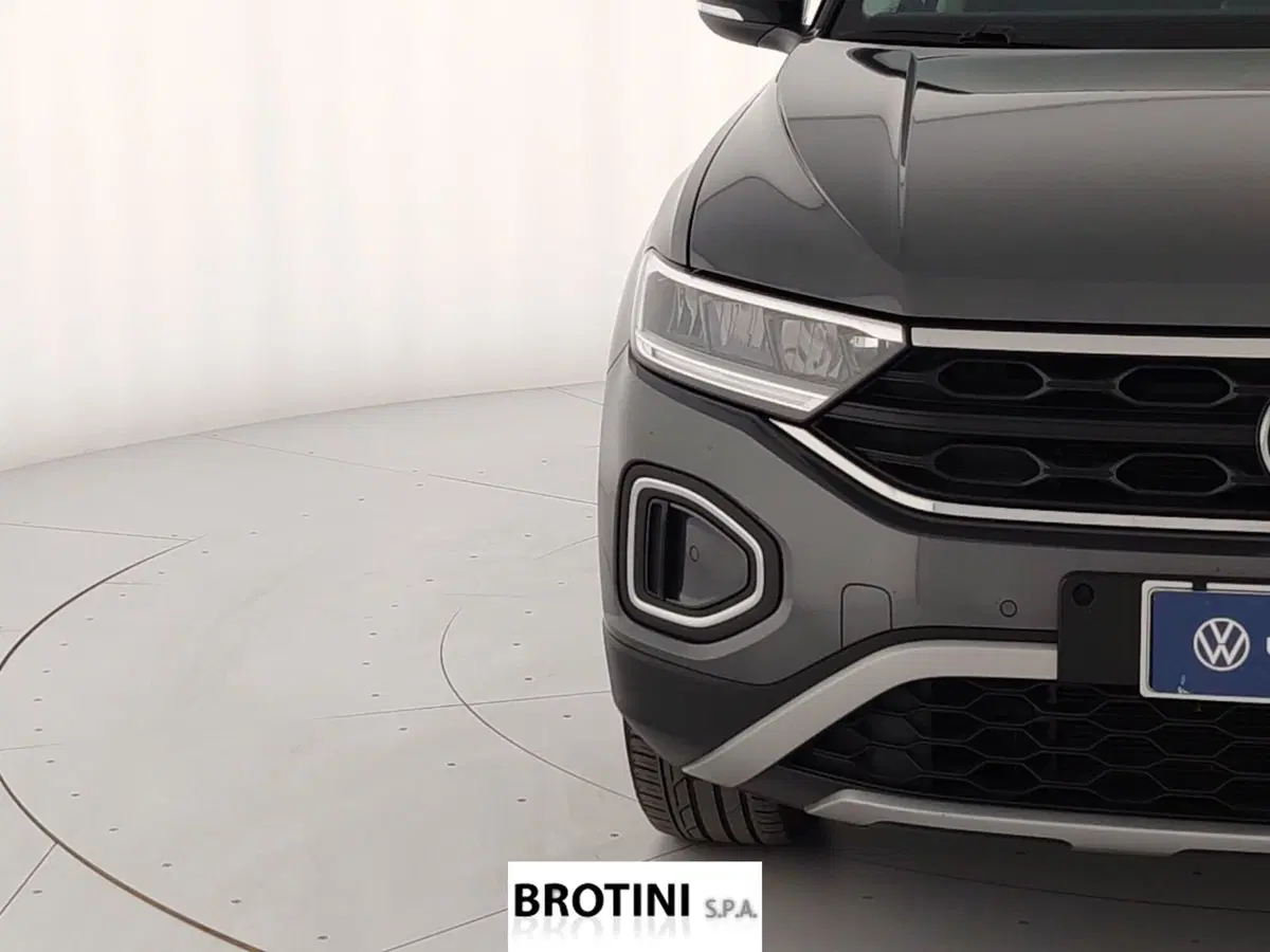 Volkswagen T-Roc usata a Massa-Carrara (5)