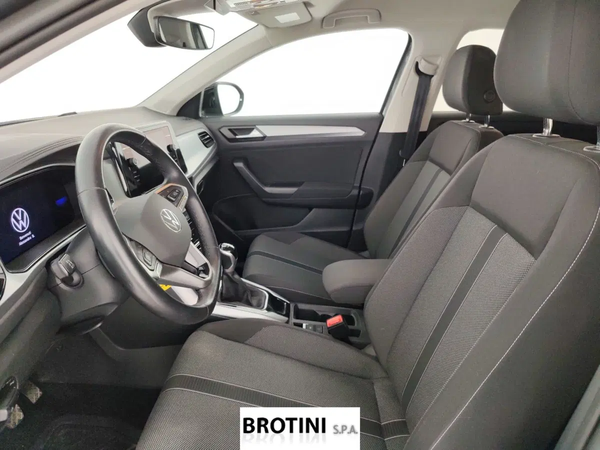 Volkswagen T-Roc usata a Massa-Carrara (7)