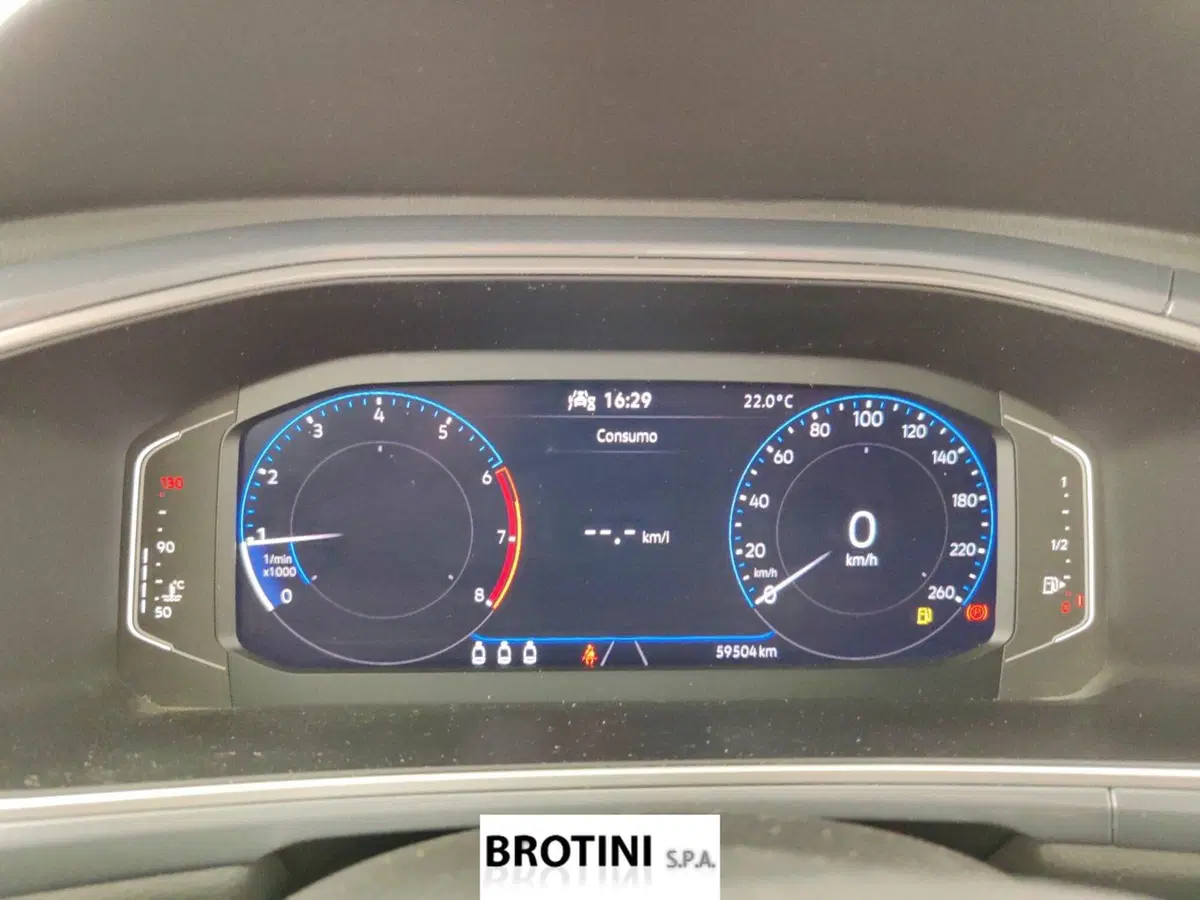 Volkswagen T-Roc usata a Massa-Carrara (15)
